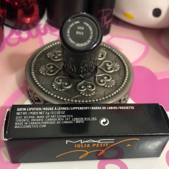 MAC Cosmetics LE Satin Lipstick - Boca - Picture 3 of 5